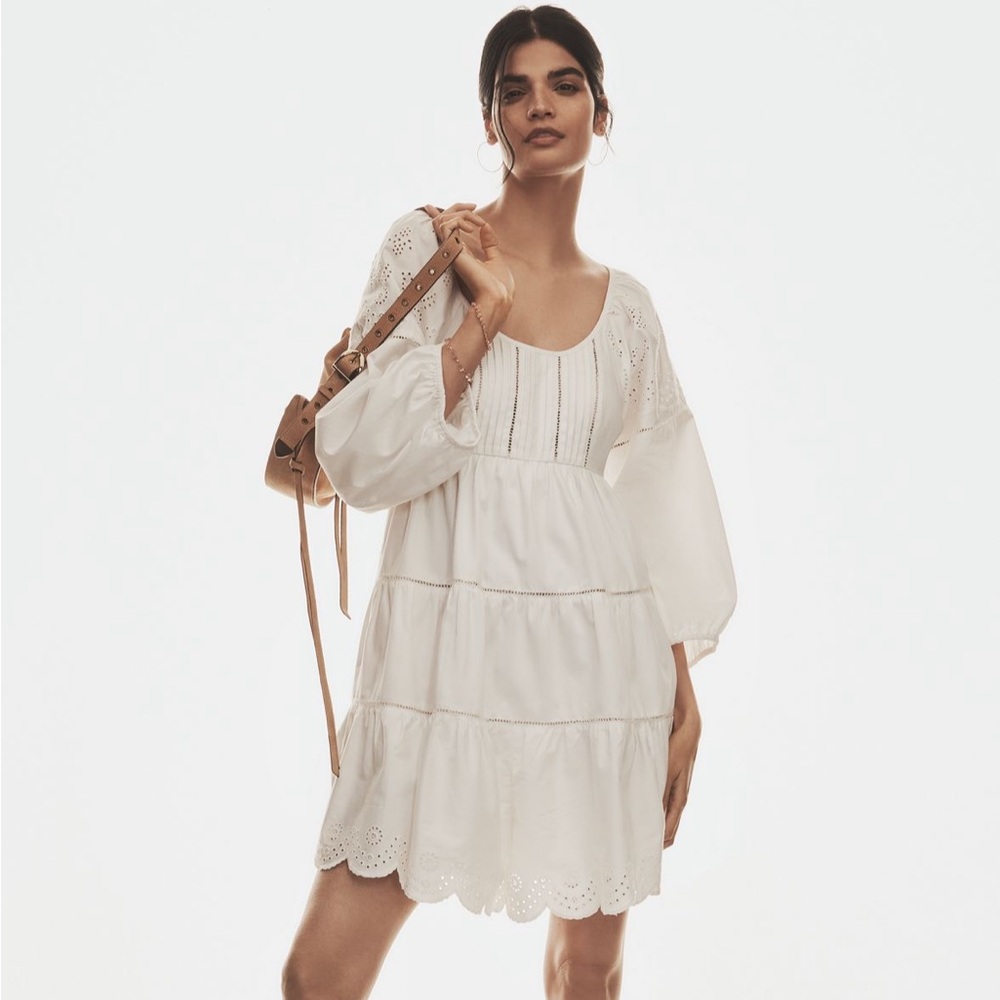 By Anthropologie Balloon-Sleeve Lace
Scallop-Hem Romper